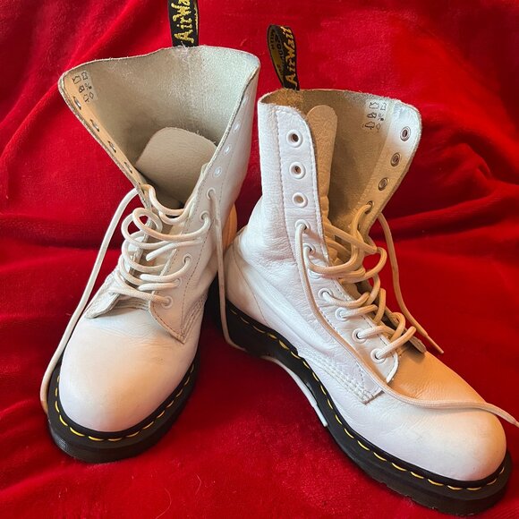 Dr. Martens Shoes Dr Martens White Virginia Boots Eyelet Size W9uk